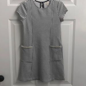 Monteau girl black and white dress.